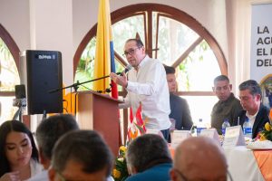 La empresa hidroeléctrica Cedelca formaliza a 106 trabajadores del Cauca